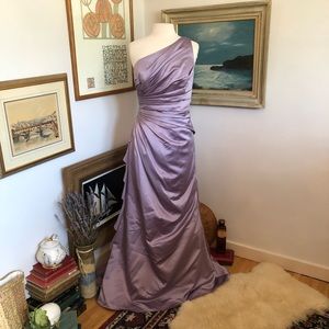 Sorella Vita Lavender Ruched Evening Gown With Sequin Hip Detail (Size 16)